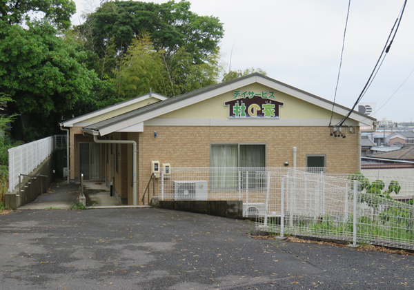 山下町東八幡山　貸店舗